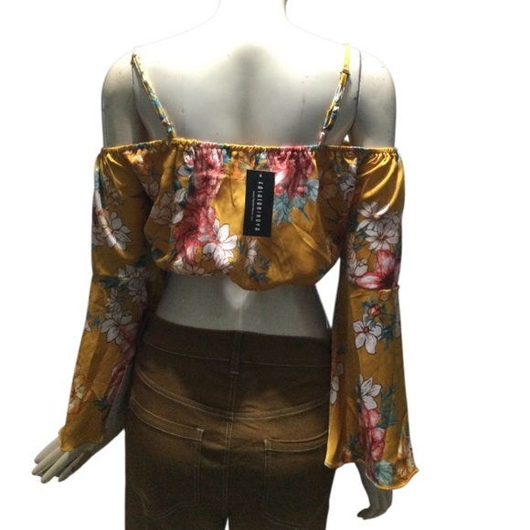 Fashion Nova - Picture 2 of 6